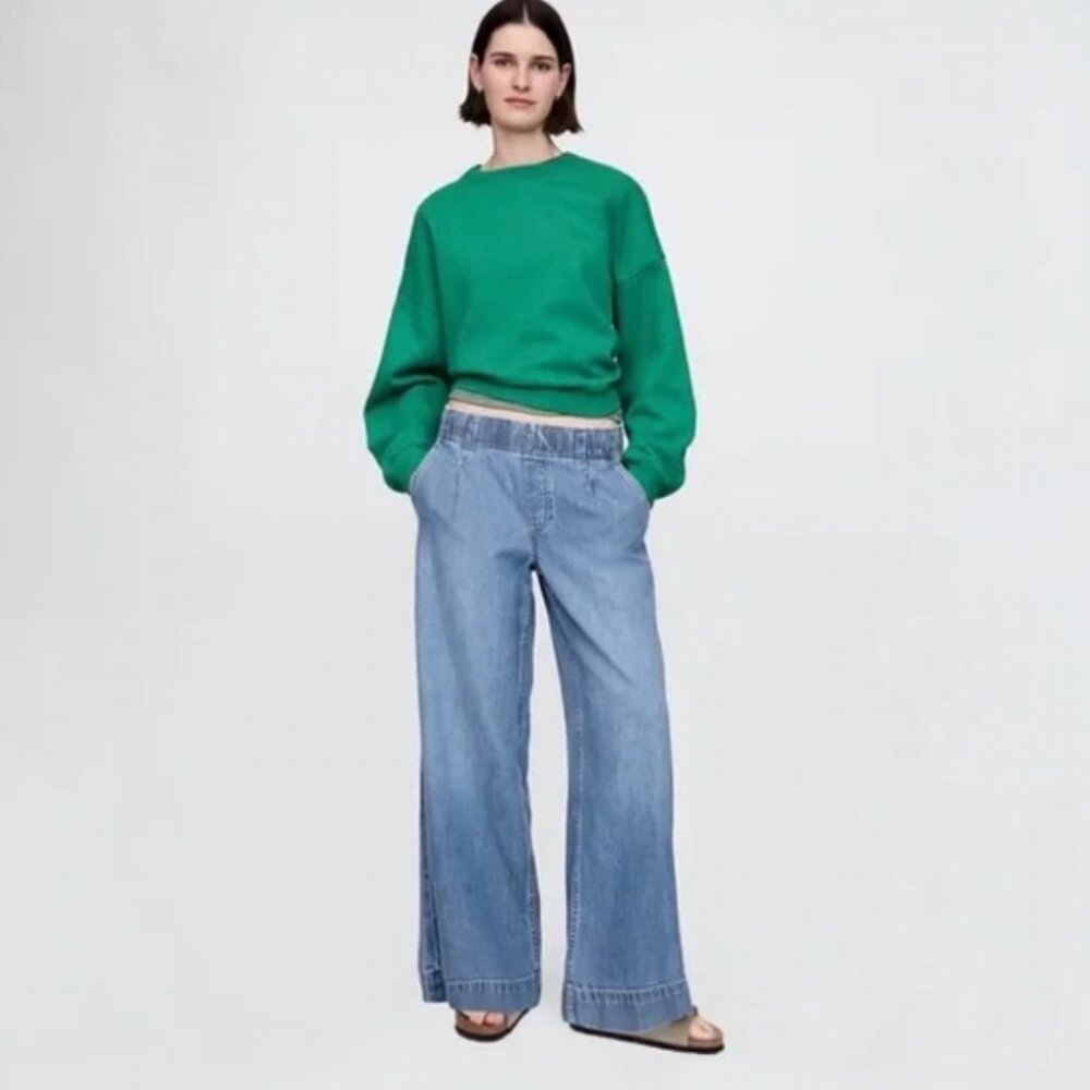 GAP Light Blue Wide Leg Jeans a/k/a baggy easy jean.